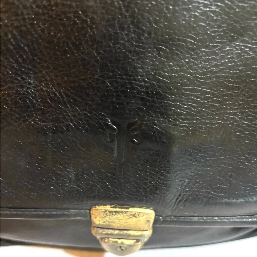 Frye vintage unisex Black distressed Leather Messenger Bag